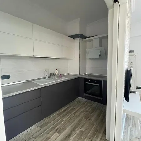 Center Apartman *